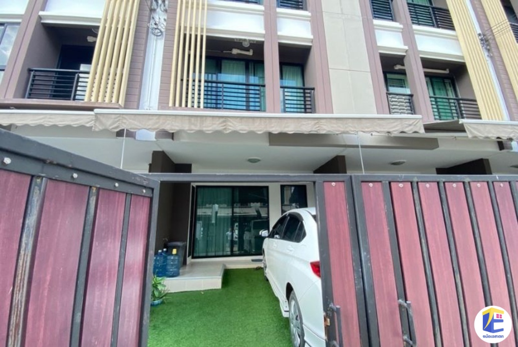 บ้านกลางเมือง กัลปพฤกษ์  168 ซอย 9 หน้ากว้าง 4.5 เมตร พร้อมเข้าอยู่