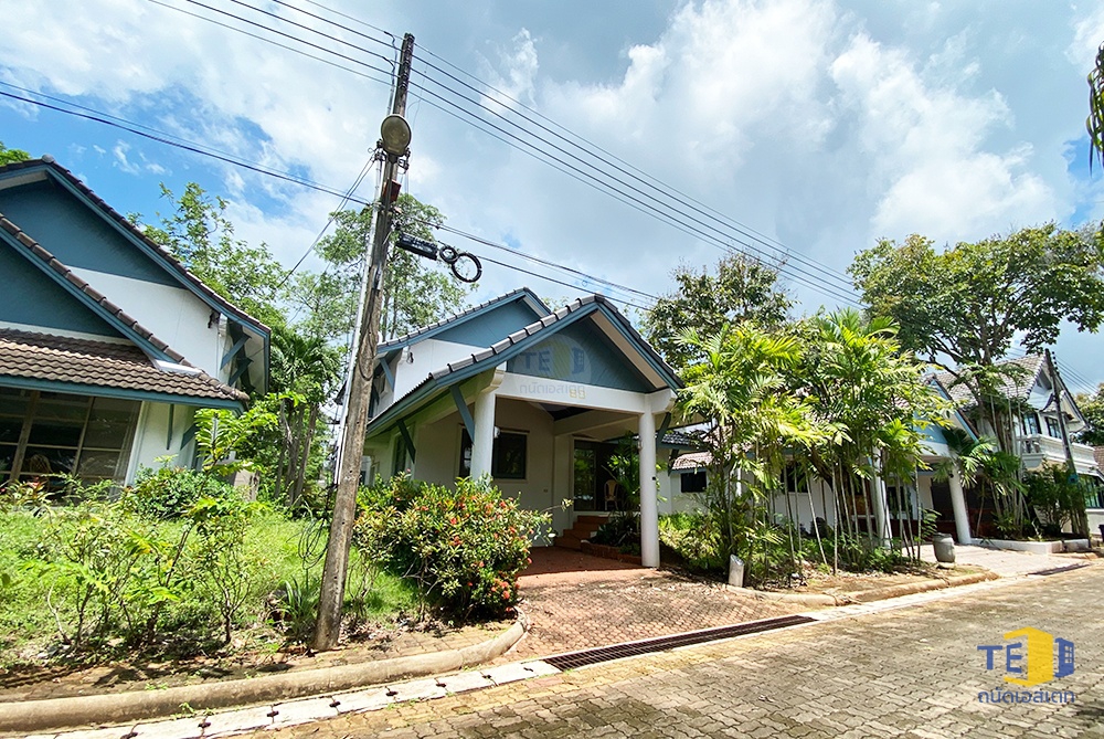 บ้านพักตากอากาศติดริมทะเลหาดส่วนตัว (หาดแม่พิมพ์) หมู่บ้านโอเชี่ยนไซด์ เพลส Ocean side place 